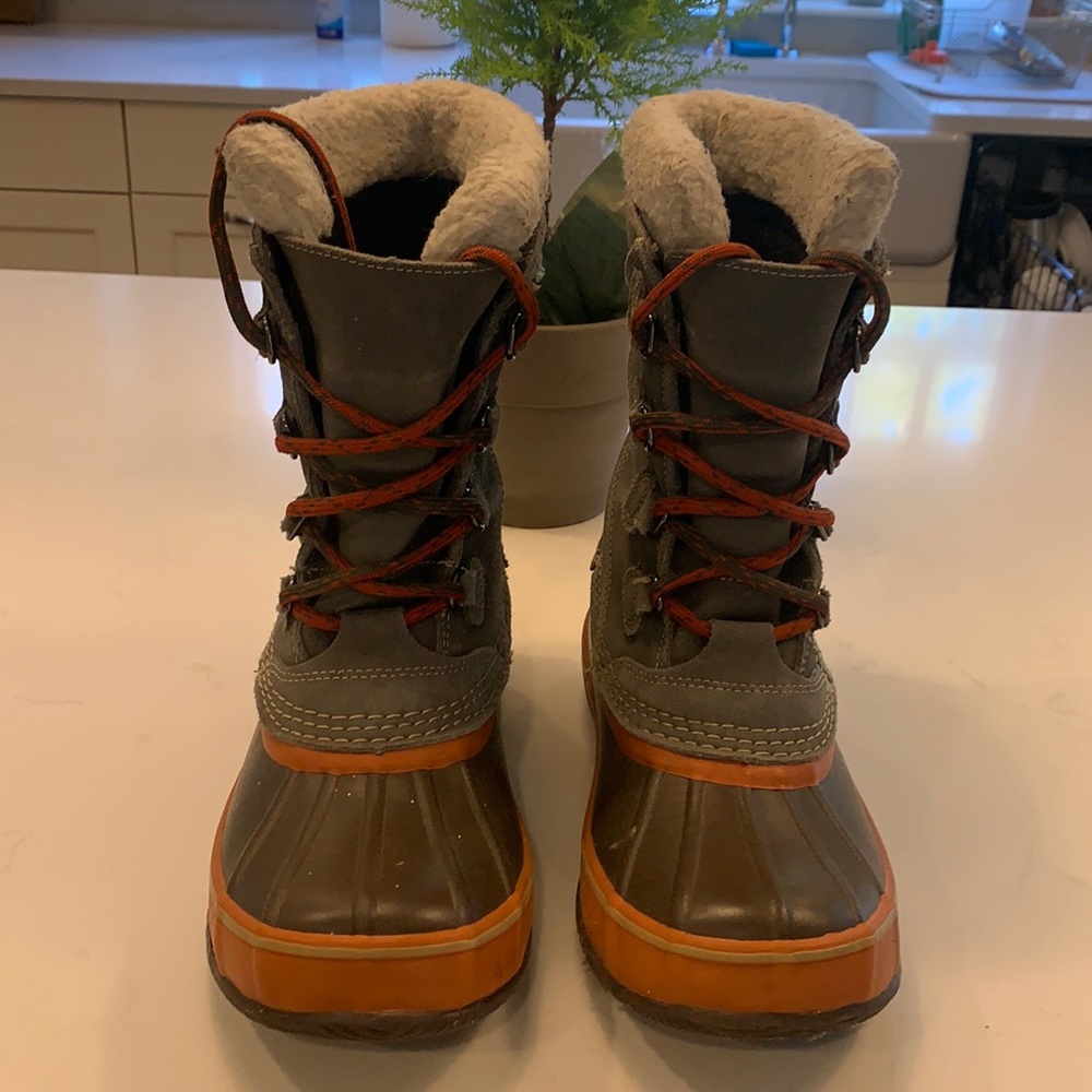 Kids love bean snow boots
